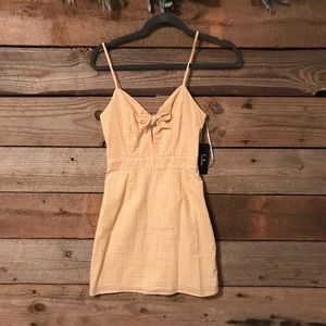 Lulus dress NWT